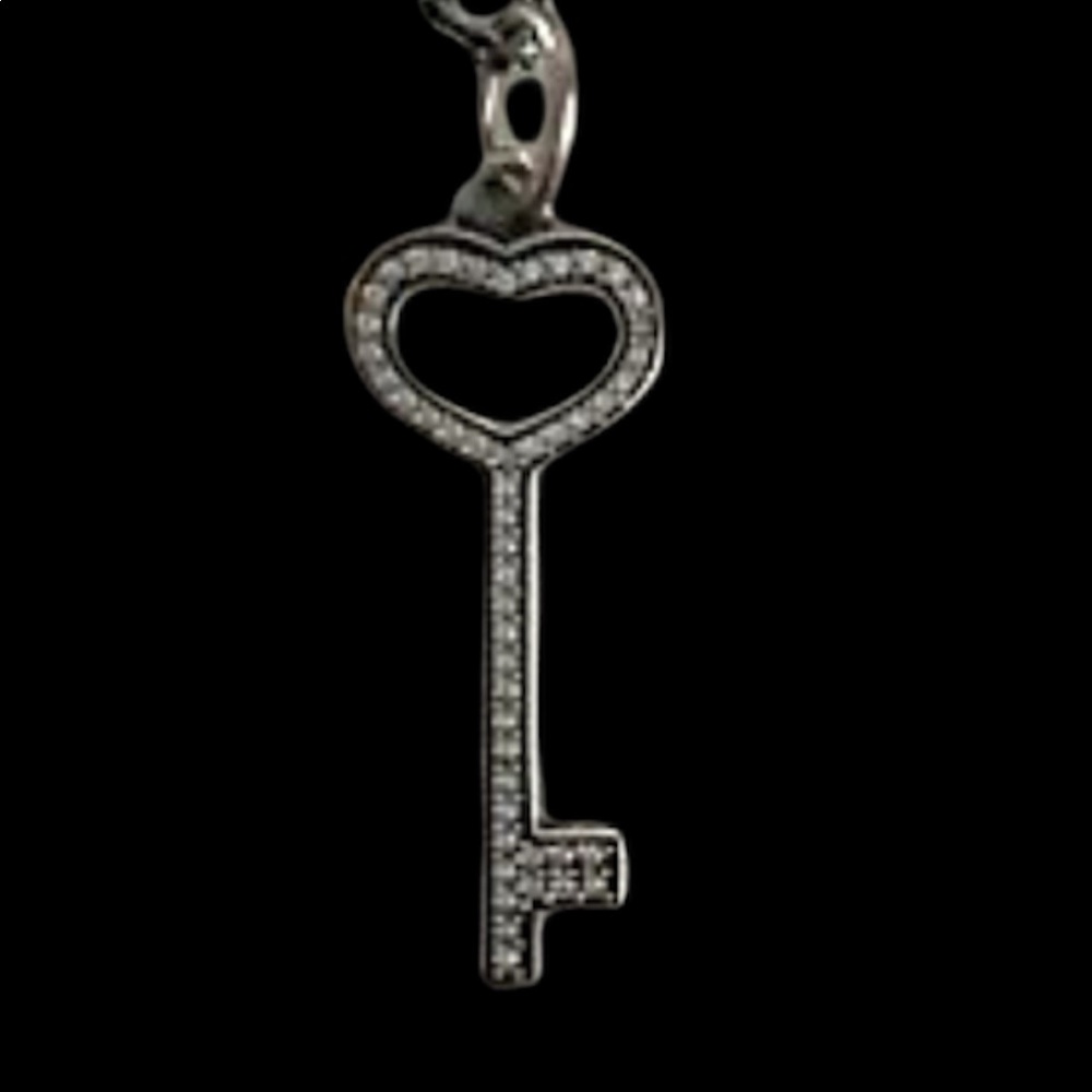 Pandora Unlock My Heart Charm